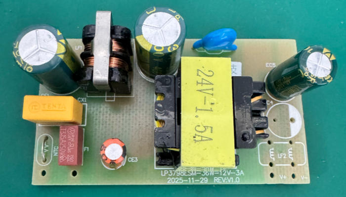 全压过认证36W碳化硅方案(24V1.5A/12V3A),主芯片LP3798ESM